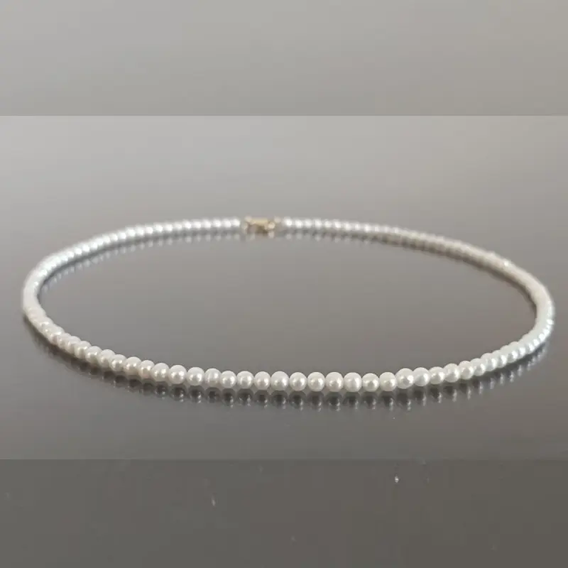 Colier Kaskadda la Baza Gâtului cu Perle Naturale Rare, Mici, de 3-4 mm, Calitatea AAA cu inchizatoare de Aur de 14k