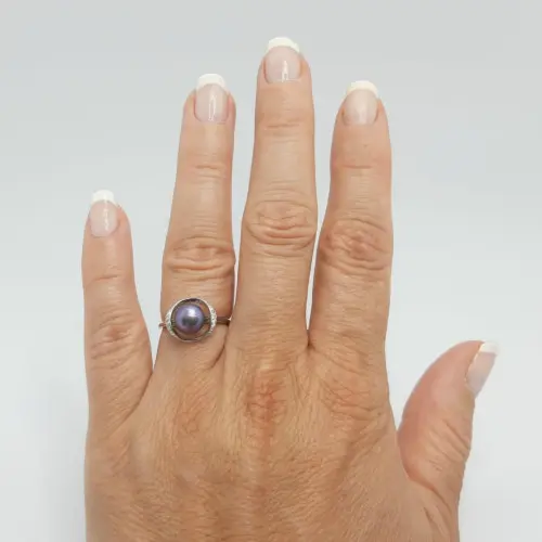 Inel Reglabil din Argint Rodiat, cu Zirconii si Perla Naturala Neagra